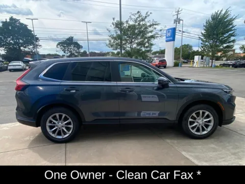 Photos of 2025 Honda CR-V EX-L for sale in Buffalo, NY at Lia Honda Williamsville