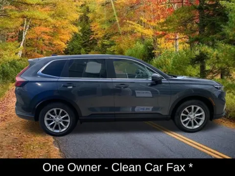 Photos of 2025 Honda CR-V EX-L for sale in Buffalo, NY at Lia Honda Williamsville