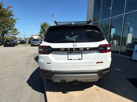 More photos of 2026 Honda Pilot TrailSport at Lia Honda Williamsville, NY