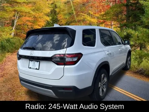 Another view of 2024 Honda Pilot EX-L for sale in Buffalo, NY at Lia Honda Williamsville