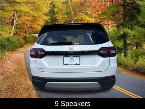 More photos of 2024 Honda Pilot EX-L at Lia Honda Williamsville, NY