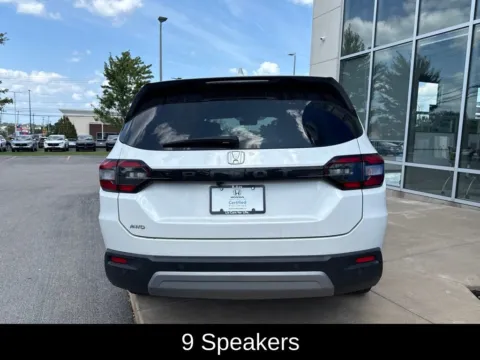More photos of 2024 Honda Pilot EX-L at Lia Honda Williamsville, NY