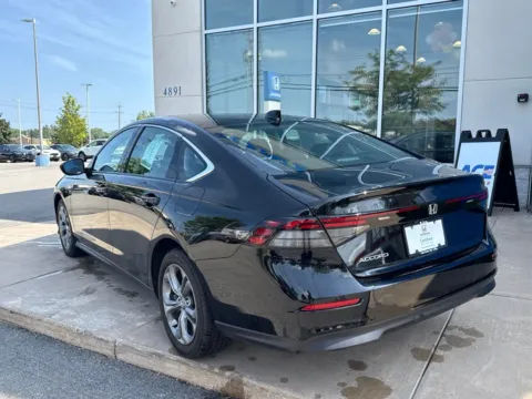 More photos of 2024 Honda Accord EX at Lia Honda Williamsville, NY