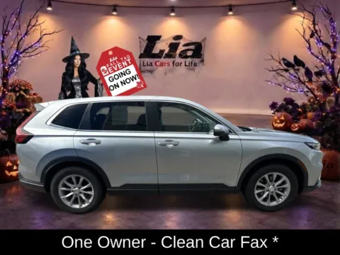 Photos of 2023 Honda CR-V EX-L for sale in Buffalo, NY at Lia Honda Williamsville
