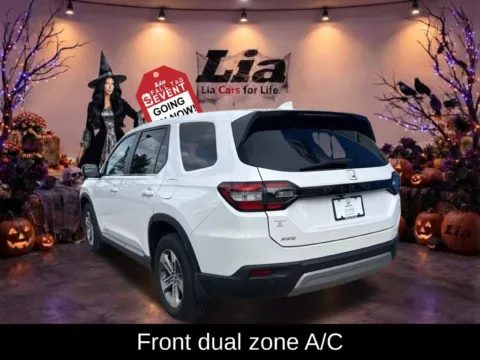 More photos of 2024 Honda Pilot EX-L at Lia Honda Williamsville, NY