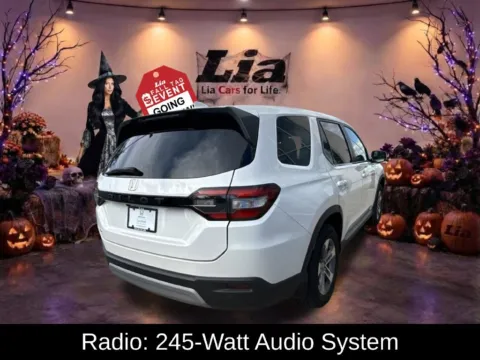 Another view of 2024 Honda Pilot EX-L for sale in Buffalo, NY at Lia Honda Williamsville
