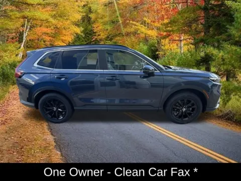 Photos of 2024 Honda CR-V Hybrid Sport-L for sale in Buffalo, NY at Lia Honda Williamsville