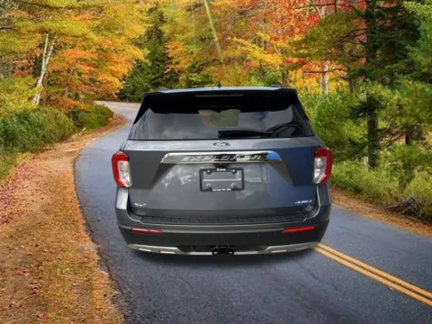 More photos of 2022 Ford Explorer XLT at Lia Honda Williamsville, NY
