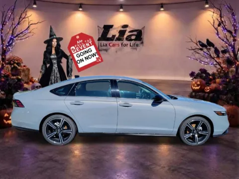 Photos of 2026 Honda Accord SE for sale in Buffalo, NY at Lia Honda Williamsville