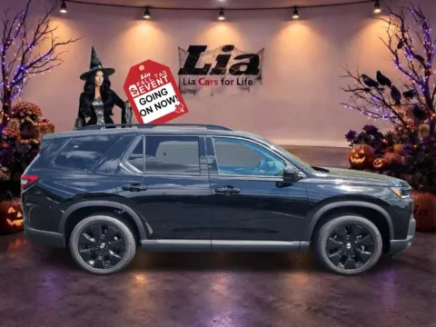Photos of 2026 Honda Pilot Black Edition for sale in Buffalo, NY at Lia Honda Williamsville