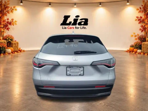 More photos of 2027 Honda HR-V LX at Lia Honda Williamsville, NY