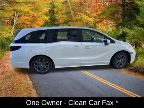 Photos of 2026 Honda Odyssey Touring for sale in Buffalo, NY at Lia Honda Williamsville