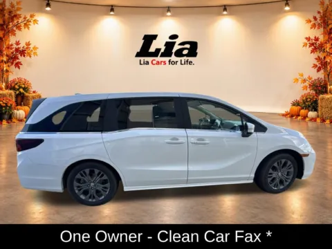 Photos of 2026 Honda Odyssey Touring for sale in Buffalo, NY at Lia Honda Williamsville