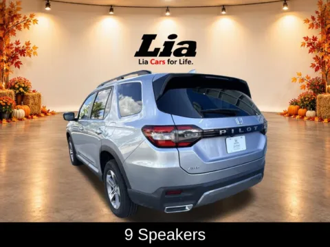 More photos of 2026 Honda Pilot EX-L at Lia Honda Williamsville, NY