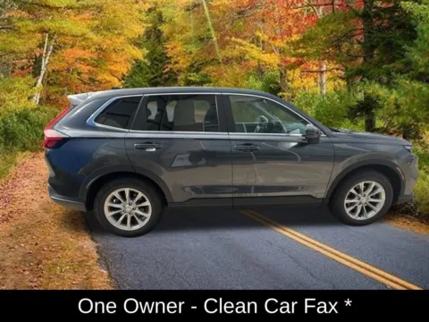 Photos of 2024 Honda CR-V EX for sale in Buffalo, NY at Lia Honda Williamsville