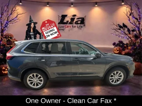Photos of 2024 Honda CR-V EX for sale in Buffalo, NY at Lia Honda Williamsville