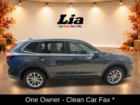 Photos of 2024 Honda CR-V EX for sale in Buffalo, NY at Lia Honda Williamsville