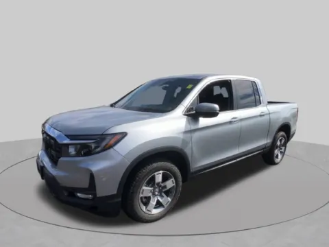 More photos of 2026 Honda Ridgeline RTL at Lia Honda Williamsville, NY