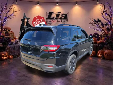 Another view of 2026 Honda Pilot Sport for sale in Buffalo, NY at Lia Honda Williamsville