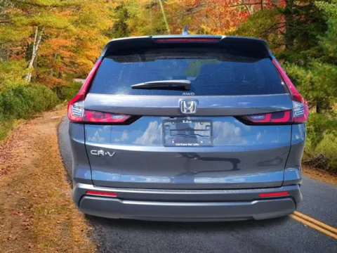 More photos of 2027 Honda CR-V EX at Lia Honda Williamsville, NY