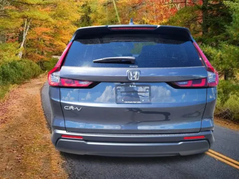 More photos of 2027 Honda CR-V EX at Lia Honda Williamsville, NY