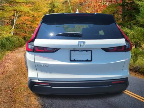 More photos of 2027 Honda CR-V EX at Lia Honda Williamsville, NY