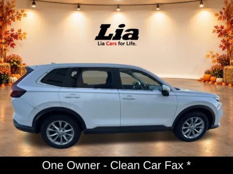 Photos of 2023 Honda CR-V EX for sale in Buffalo, NY at Lia Honda Williamsville