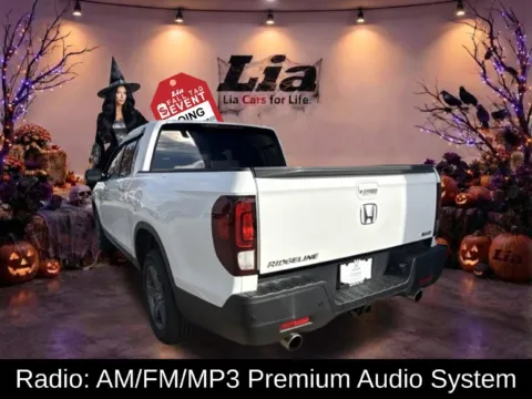 More photos of 2021 Honda Ridgeline RTL-E at Lia Honda Williamsville, NY