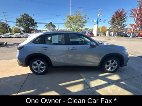 Photos of 2023 Honda HR-V LX for sale in Buffalo, NY at Lia Honda Williamsville