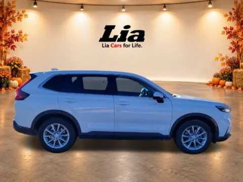 Photos of 2027 Honda CR-V EX for sale in Buffalo, NY at Lia Honda Williamsville