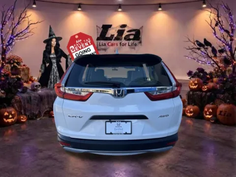 More photos of 2019 Honda CR-V LX at Lia Honda Williamsville, NY