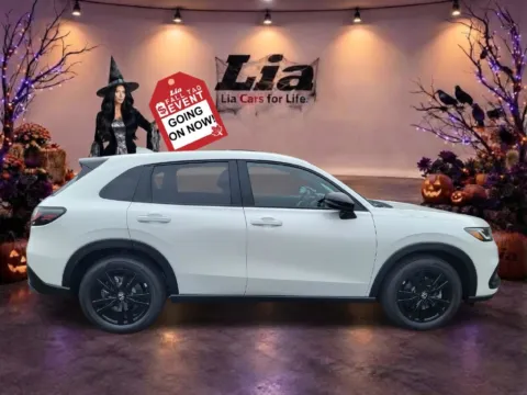 Photos of 2027 Honda HR-V Sport for sale in Buffalo, NY at Lia Honda Williamsville