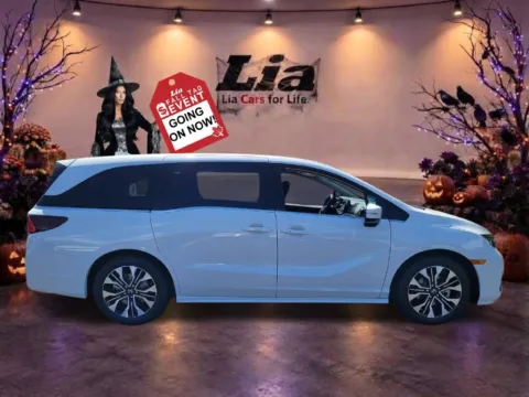 Photos of 2027 Honda Odyssey Elite for sale in Buffalo, NY at Lia Honda Williamsville