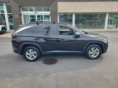 Photos of 2022 Hyundai Tucson SEL for sale in Albany, NY at Lia Hyundai Albany