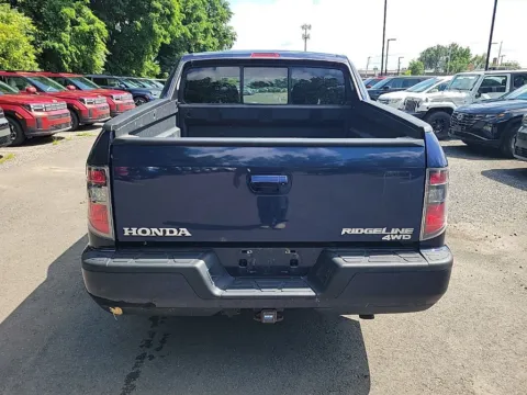 More photos of 2013 Honda Ridgeline RTS at Lia Hyundai Albany, NY