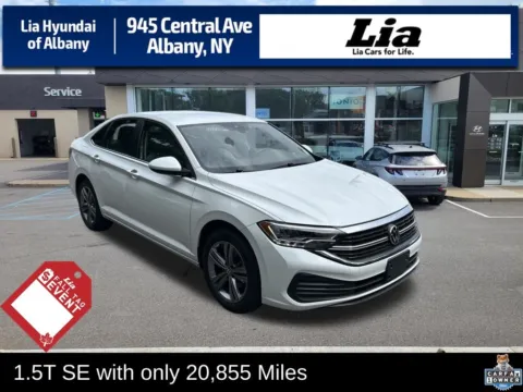 White 2023 Volkswagen Jetta 1.5T SE for sale in Albany, NY