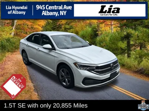 White 2023 Volkswagen Jetta 1.5T SE for sale in Albany, NY