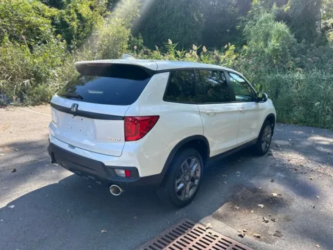 Another view of 2023 Honda Passport EX-L for sale in Albany, NY at Lia Hyundai Albany