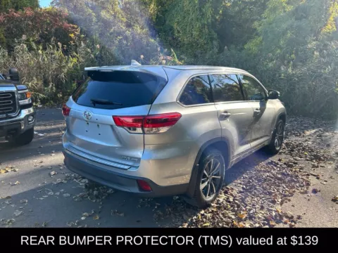 Another view of 2018 Toyota Highlander XLE for sale in Albany, NY at Lia Hyundai Albany