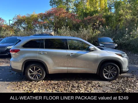 Photos of 2018 Toyota Highlander XLE for sale in Albany, NY at Lia Hyundai Albany