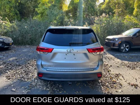 More photos of 2018 Toyota Highlander XLE at Lia Hyundai Albany, NY