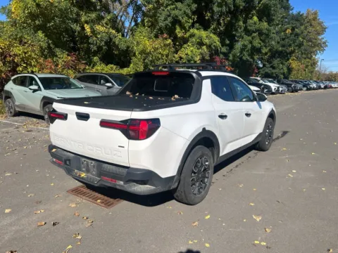 Another view of 2024 Hyundai Santa Cruz SEL for sale in Albany, NY at Lia Hyundai Albany