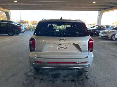 More photos of 2024 Hyundai Palisade Calligraphy at Lia Hyundai Albany, NY