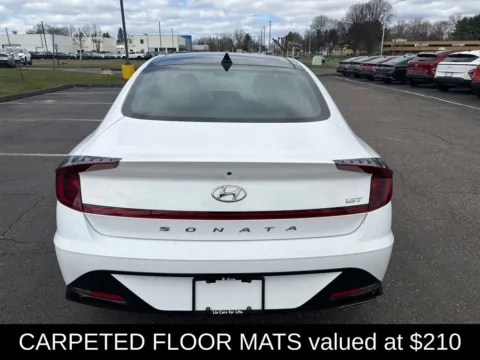More photos of 2023 Hyundai Sonata SEL Plus at Lia Hyundai of Enfield, CT