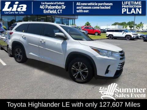 White 2018 Toyota Highlander LE for sale in Enfield, CT