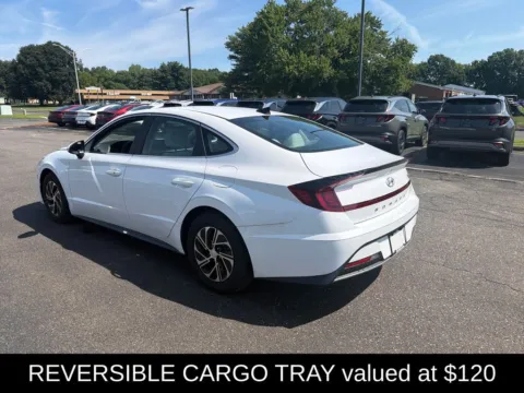 More photos of 2023 Hyundai Sonata Hybrid Blue at Lia Hyundai of Enfield, CT