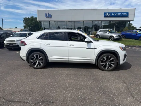 Photos of 2024 Volkswagen Atlas Cross Sport 2.0T SEL Premium R-Line for sale in Enfield, CT at Lia Hyundai of Enfield