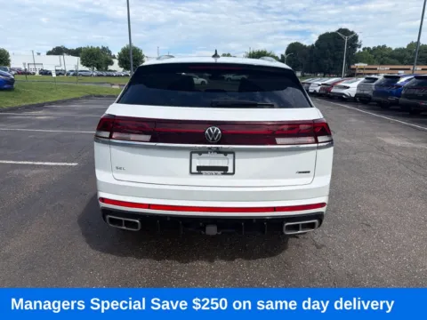 More photos of 2024 Volkswagen Atlas Cross Sport 2.0T SEL Premium R-Line at Lia Hyundai of Enfield, CT