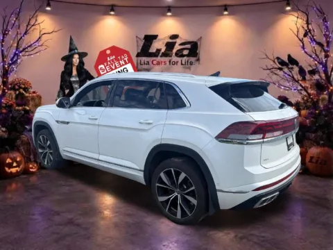 More photos of 2024 Volkswagen Atlas Cross Sport 2.0T SEL Premium R-Line at Lia Hyundai of Enfield, CT