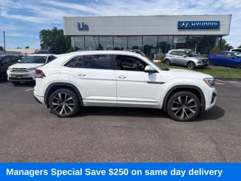 Photos of 2024 Volkswagen Atlas Cross Sport 2.0T SEL Premium R-Line for sale in Enfield, CT at Lia Hyundai of Enfield
